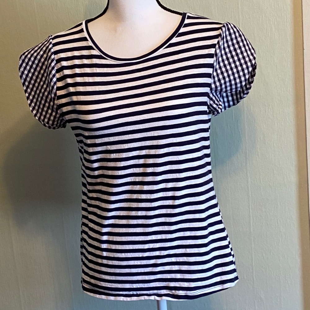 3/$25 Como Vintage  Stripe short sleeve Shirt